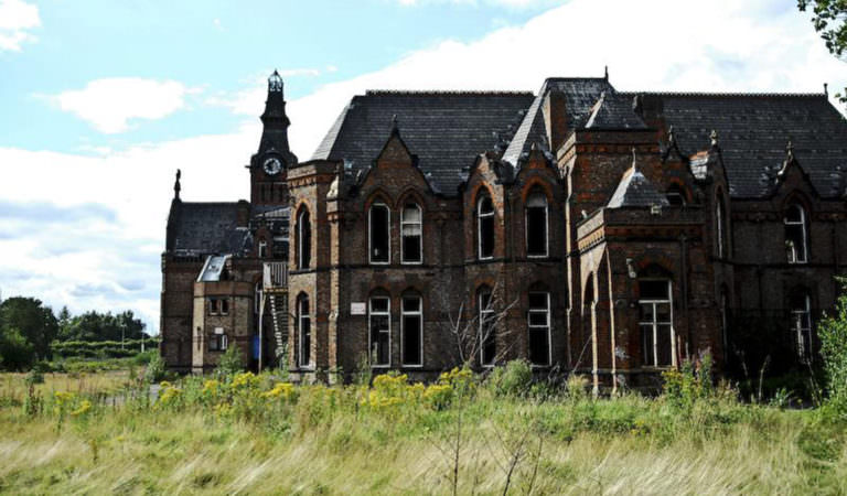 Abandoned Mansions Around The World With Mysteries Behind Them