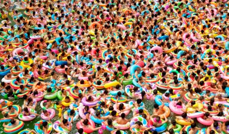 The Fast-Growing Population Of China, These Pics Reveal It All