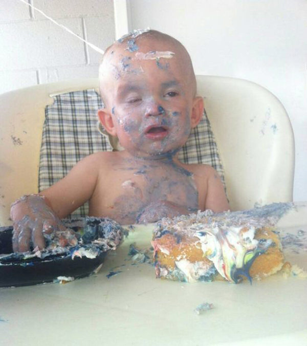 funny kids face cover with cake