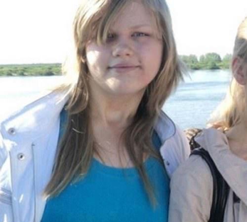 Overweight Girl Loses 60 Pounds and Becomes Armani Model
