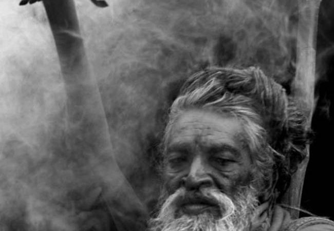 A Silent Protest By An Indian Man For 43 Years Will Definitely Inspire You