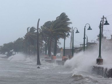 hurricane-irma-rt-1-er-170906_mn_4x3t_384.jpg