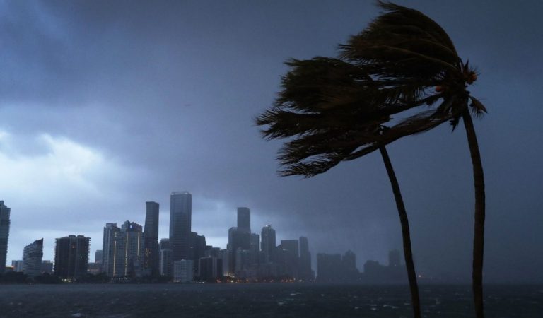 First Hurricane Irma Tornado Hit Keys as Irma Nears Fla. landfall