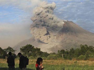 Volcano in Indonesia 680x430